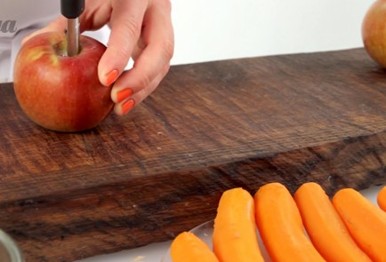 Фото шага рецепта Селедка под шубой 52358 шаг 3  