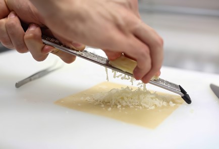 Фото шага рецепта Селедка под шубой податски 138703 шаг 4  