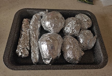 Фото шага рецепта Селедка под шубой с яблочным соусом 176166 шаг 2  