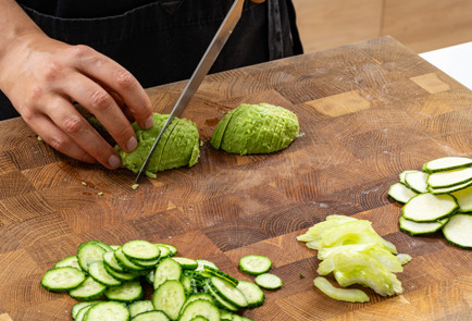 Фото шага рецепта Семга в аэрогриле с зеленым салатом 189916 шаг 6  