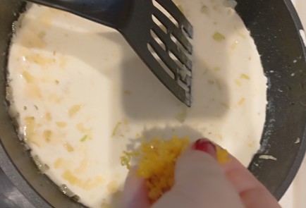 Фото шага рецепта Семга в сливках 191142 шаг 6  