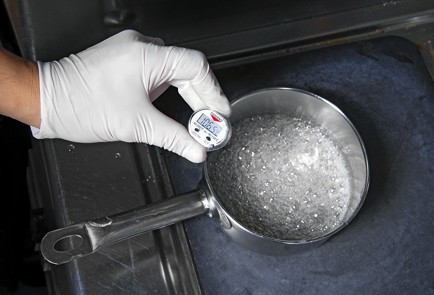 Фото шага рецепта Семифреддо c миндалем 37800 шаг 2  