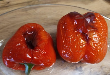 Фото шага рецепта Сэндвич с бужениной и запеченным перцем 189208 шаг 3  