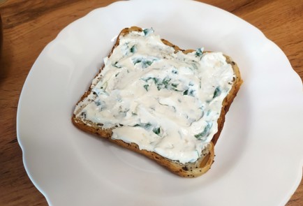 Фото шага рецепта Сэндвич с бужениной и запеченным перцем 189208 шаг 7  