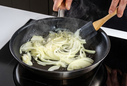 Фото шага рецепта Сэндвич с рваной свининой 191065 шаг 3  