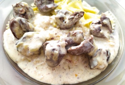 Фото шага рецепта Сердце индейки в сырном соусе 189389 шаг 10  