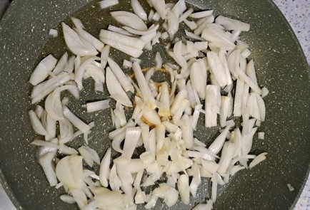 Фото шага рецепта Шакшука на сковороде с кабачками 186702 шаг 4  