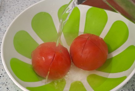 Фото шага рецепта Шакшука на сковороде с кабачками 186702 шаг 8  