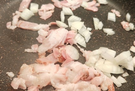 Фото шага рецепта Шакшука на завтрак с болгарским перцем и беконом 191219 шаг 5  