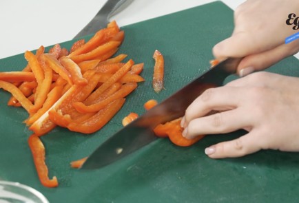 Фото шага рецепта Шакшука со сладким перцем 136765 шаг 1  