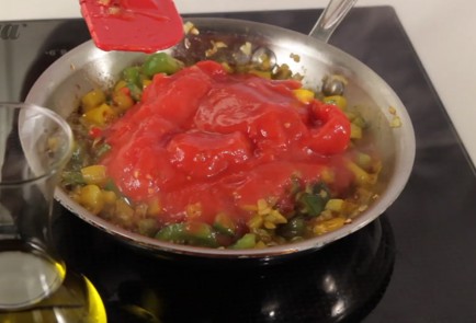 Фото шага рецепта Шакшука с пряностями 21036 шаг 5  