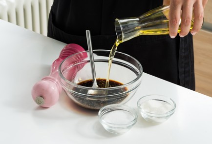 Фото шага рецепта Шампиньоны на мангале 152625 шаг 6  