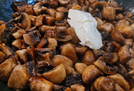 Фото шага рецепта Шампиньоны с чесноком и перцем халапеньо 174888 шаг 8  