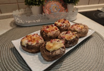 Фото шага рецепта Шампиньоны с ветчиной 188829 шаг 10  