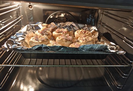 Фото шага рецепта Шампиньоны с ветчиной 188829 шаг 9  