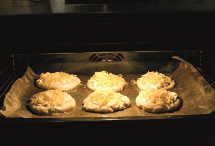 Фото шага рецепта Шаньги с сыром 92710 шаг 11  