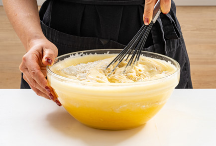 Фото шага рецепта Шарлотка из тыквы 190414 шаг 7  