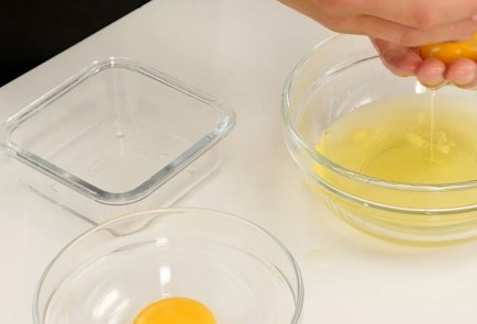 Фото шага рецепта Шарлотка 125602 шаг 2  