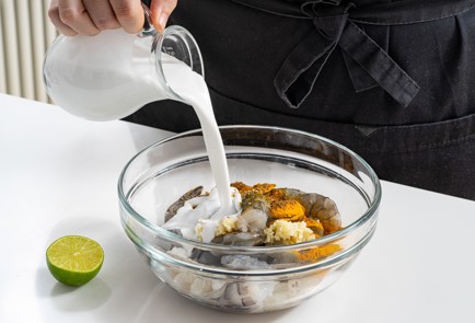 Фото шага рецепта Шашлычки из креветок 176214 шаг 4  