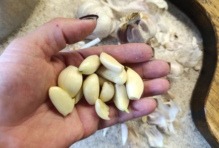 Фото шага рецепта Шашлык из индейки в соевочесночном соусе 190611 шаг 4