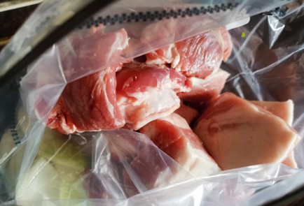 Фото шага рецепта Шашлык из свинины 189461 шаг 3