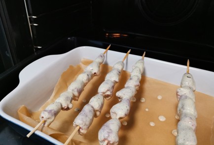 Фото шага рецепта Шашлыки из куриных сердец в духовке 186547 шаг 11  