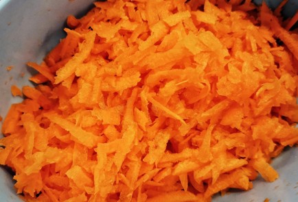 Фото шага рецепта Щи из крапивы и щавеля с индейкой 152932 шаг 4  