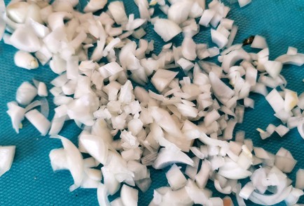 Фото шага рецепта Щи из плеча индейки с крапивой и щавелем 151374 шаг 5  