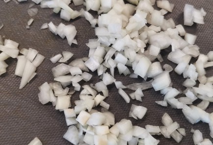 Фото шага рецепта Щи из плеча индейки с щавелем и крапивой 152760 шаг 3  