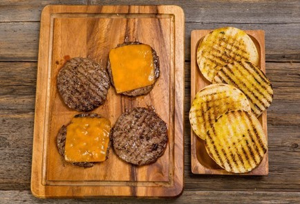 Фото шага рецепта Шефбургер 45072 шаг 5  