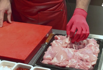 Фото шага рецепта Куриный шашлык шиштаук 187041 шаг 1  