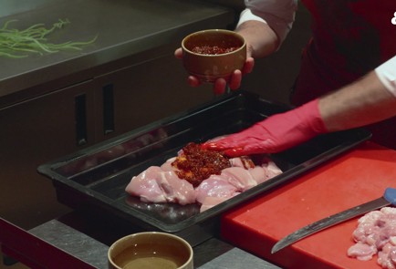 Фото шага рецепта Куриный шашлык шиштаук 187041 шаг 4  