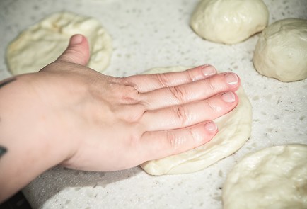 Фото шага рецепта Школьные беляши 92711 шаг 14  