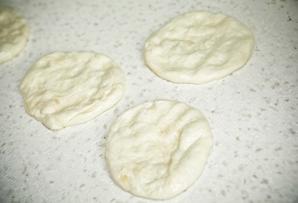 Фото шага рецепта Школьные беляши 92711 шаг 15  