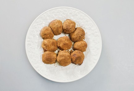 Фото шага рецепта Шоколадные трюфели в какао 23717 шаг 5  