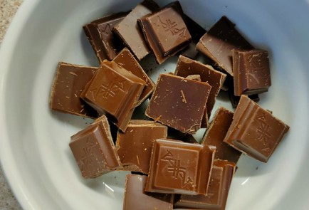 Фото шага рецепта Шоколаднотворожный десерт 189282 шаг 6