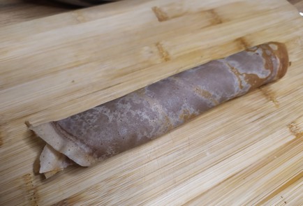 Фото шага рецепта Шоколадные блины с творогом 188762 шаг 12  