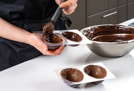 Фото шага рецепта Шоколадные пасхальные яйца 191424 шаг 9  