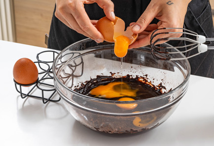 Фото шага рецепта Шоколадные вафли 189719 шаг 4