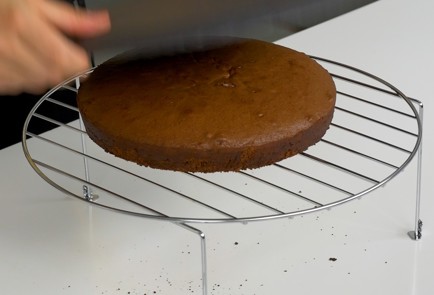 Фото шага рецепта Шоколадный бисквит 151313 шаг 6