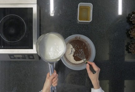 Фото шага рецепта Шоколадный бонет 152154 шаг 5  