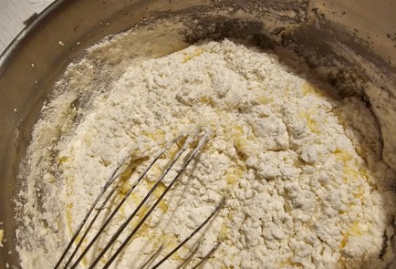 Фото шага рецепта Шоколадный кекс с кедровыми орехами 174817 шаг 4  