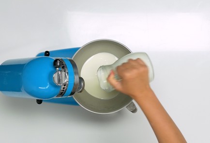 Фото шага рецепта Шоколадный мусс 151179 шаг 2  