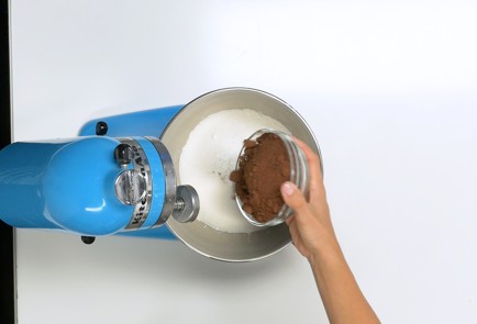 Фото шага рецепта Шоколадный торт 139618 шаг 1  