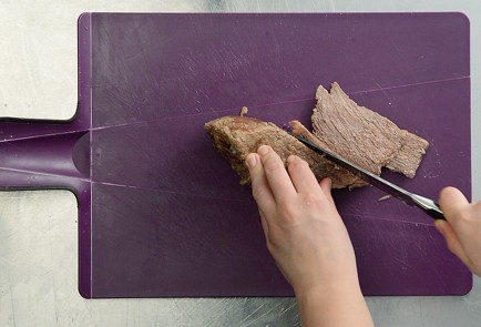 Фото шага рецепта Шпецле с тушеным мясом и картофелем 50648 шаг 5  