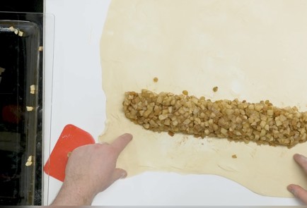 Фото шага рецепта Штрудель с яблоками постный 191465 шаг 13  