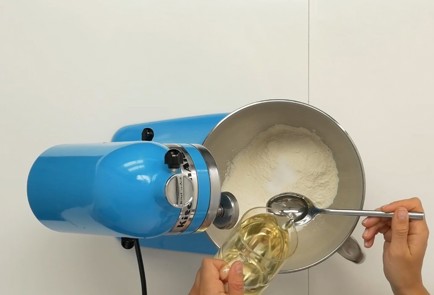 Фото шага рецепта Турецкая булочка симит 137633 шаг 2  