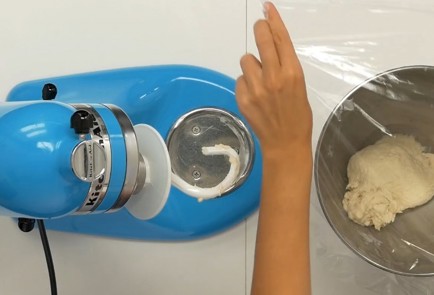 Фото шага рецепта Турецкая булочка симит 137633 шаг 4  