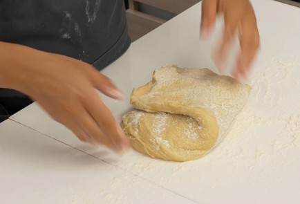 Фото шага рецепта Булочка с корицей 136985 шаг 3  