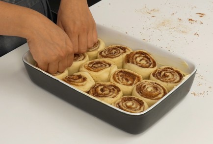 Фото шага рецепта Булочка с корицей 136985 шаг 6  